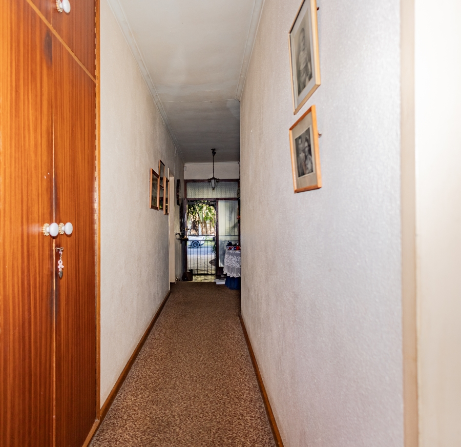 4 Bedroom Property for Sale in Oostersee Western Cape